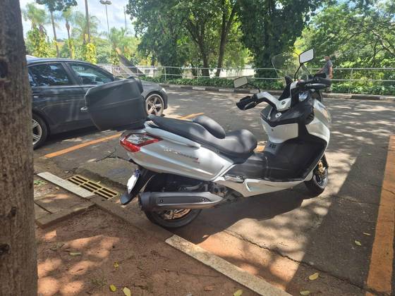 DAFRA MAXSYM 400i DAFRA MAXSYM 400i